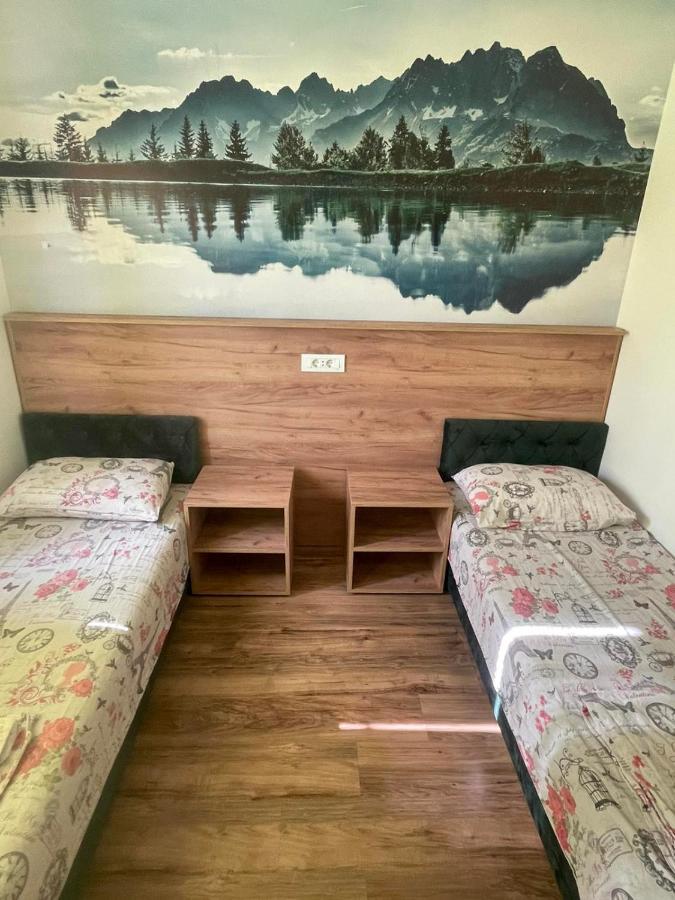 Apartments "Predah Kod Baraca" Ni エクステリア 写真