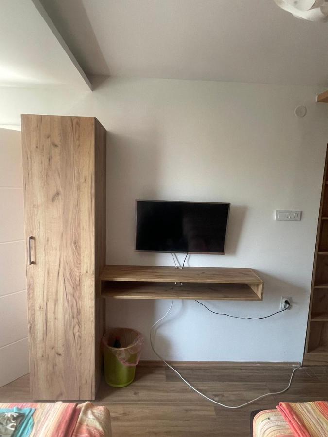 Apartments "Predah Kod Baraca" Ni エクステリア 写真