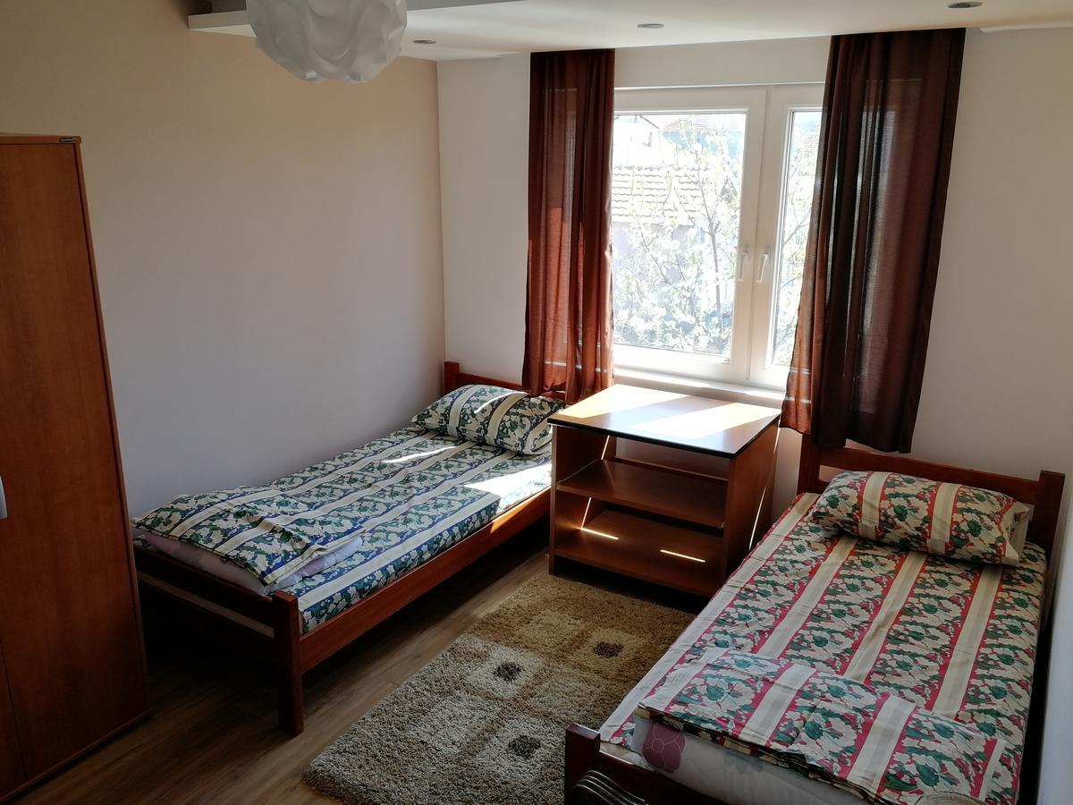 Apartments "Predah Kod Baraca" Ni エクステリア 写真