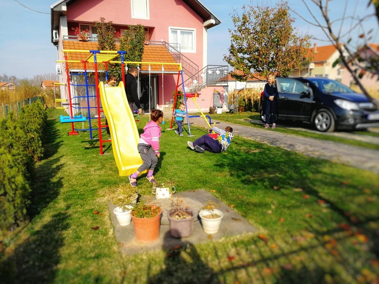 Apartments "Predah Kod Baraca" Ni エクステリア 写真